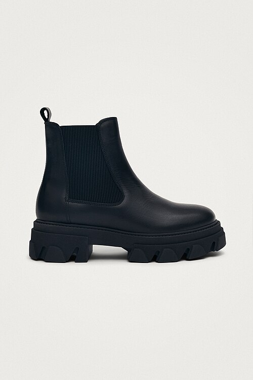 Women's Suede Chelsea Boots