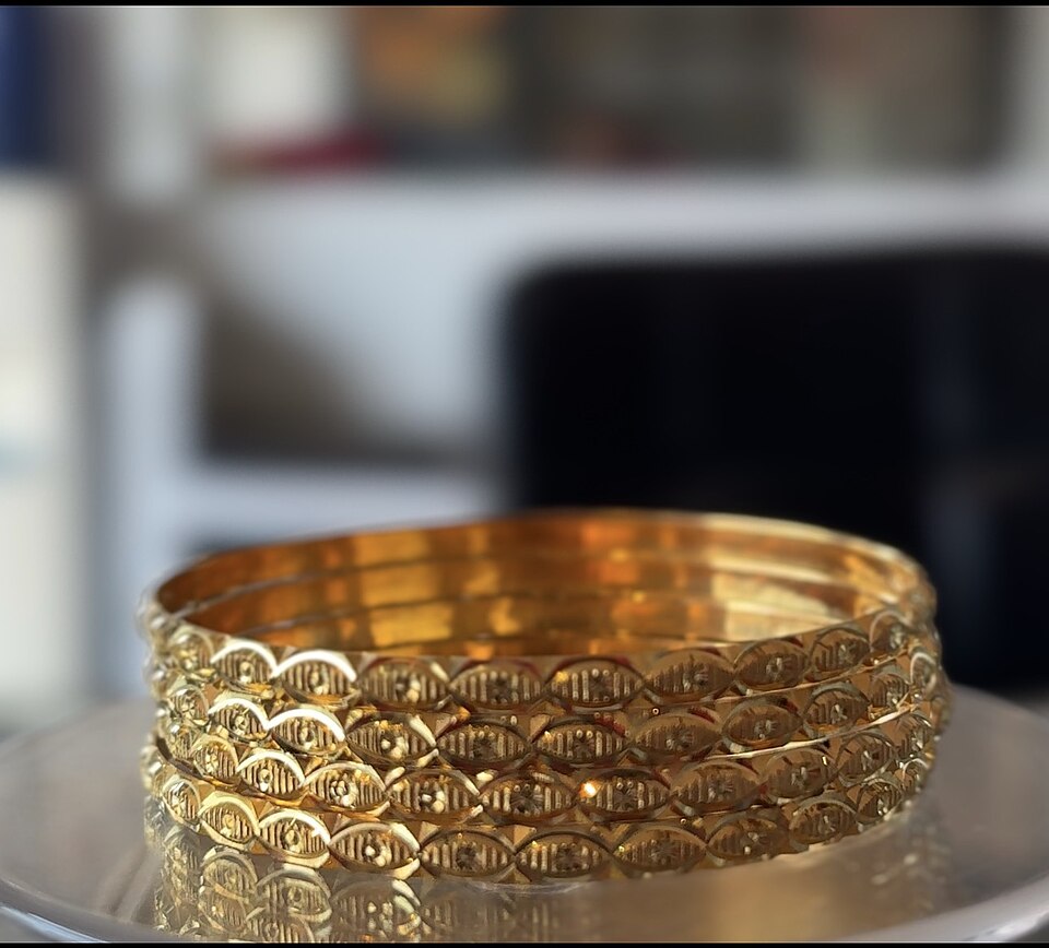 Polished Gold Cuff Bangle