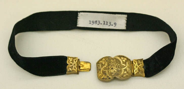 Velvet Ribbon Choker Necklace